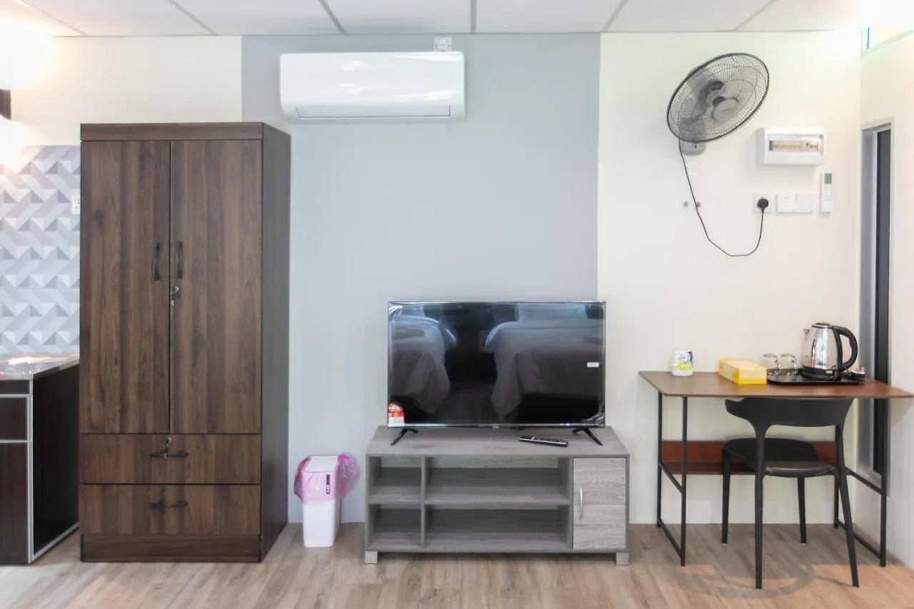 Razo Mini Cabin House W/Bathroom 2Pax Bbq Butterworth 0*,  Malaysia